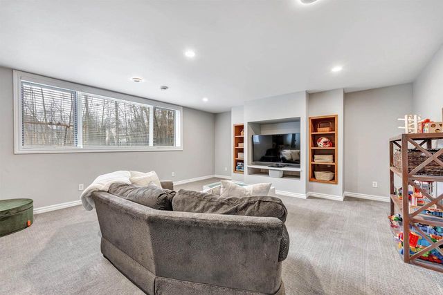 4336 HILTON HEAD DRIVE, Oneida, WI 54155