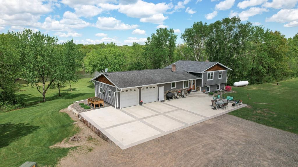 11946 180th Street, Milaca Twp, MN 56353