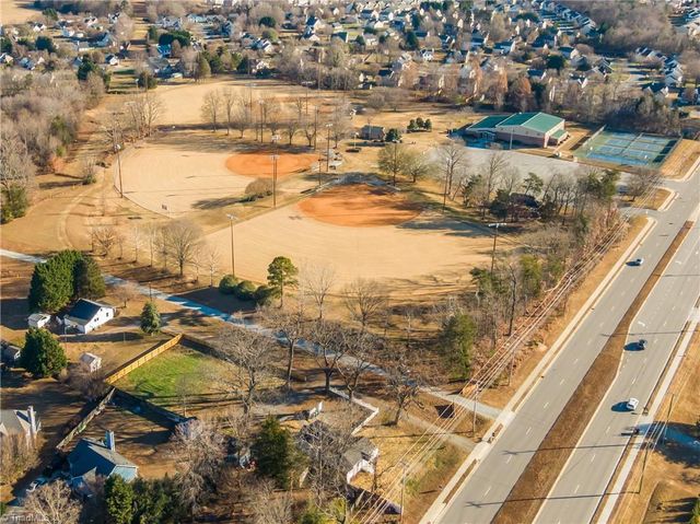 1517 Skeet Club Road, High Point, NC 27265