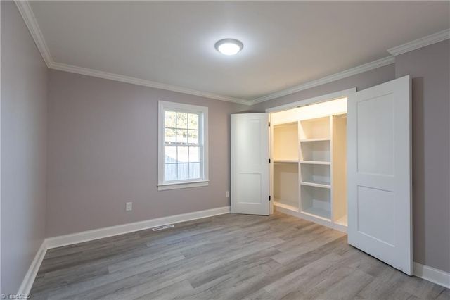 1517 Skeet Club Road, High Point, NC 27265