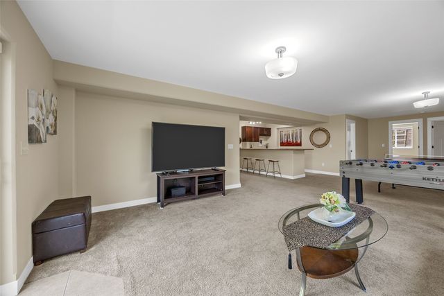 1506 Brown Deer Road, Coralville, IA 52241