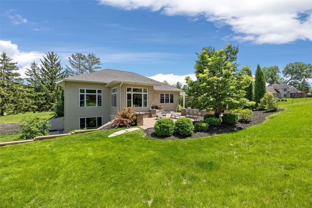 1506 Brown Deer Road, Coralville, IA 52241