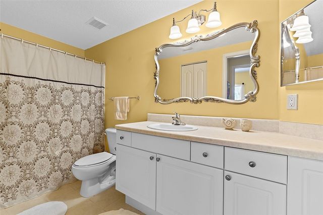 5095 Fairways Circle I304, Vero Beach, FL 32967