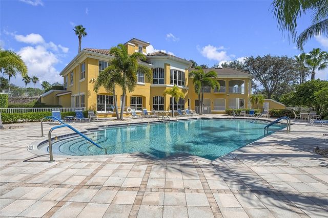 5095 Fairways Circle I304, Vero Beach, FL 32967