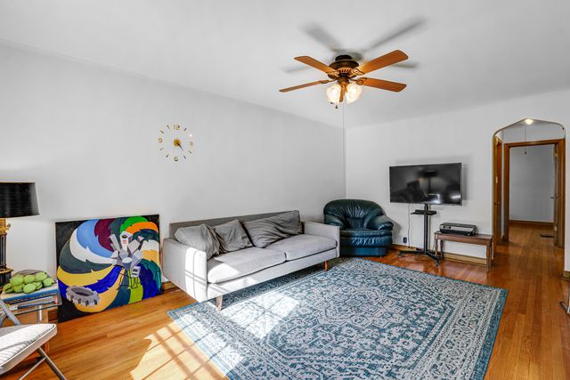 5107 N Mango Avenue, Chicago, IL 60630