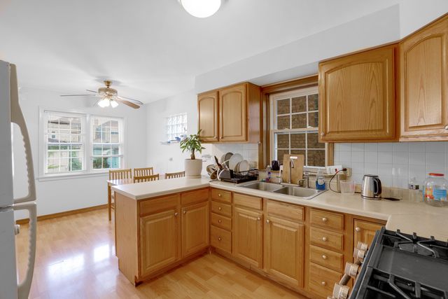 5107 N Mango Avenue, Chicago, IL 60630