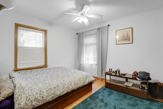 5107 N Mango Avenue, Chicago, IL 60630
