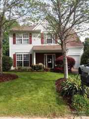 14333 Carolina Forest Court, Charlotte, NC 28273
