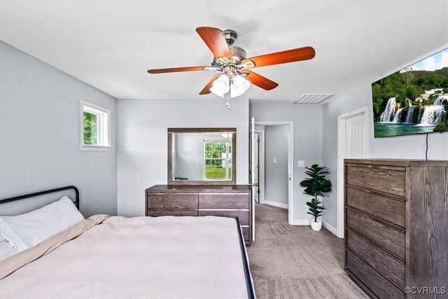 129 Brooks Dr, Colonial Beach, VA 22443