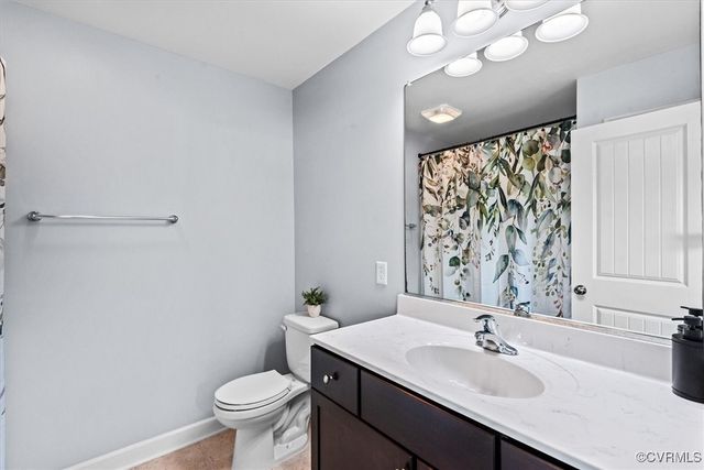 129 Brooks Dr, Colonial Beach, VA 22443