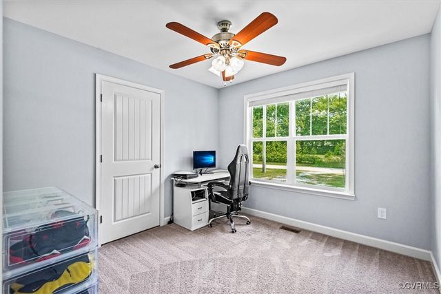 129 Brooks Dr, Colonial Beach, VA 22443