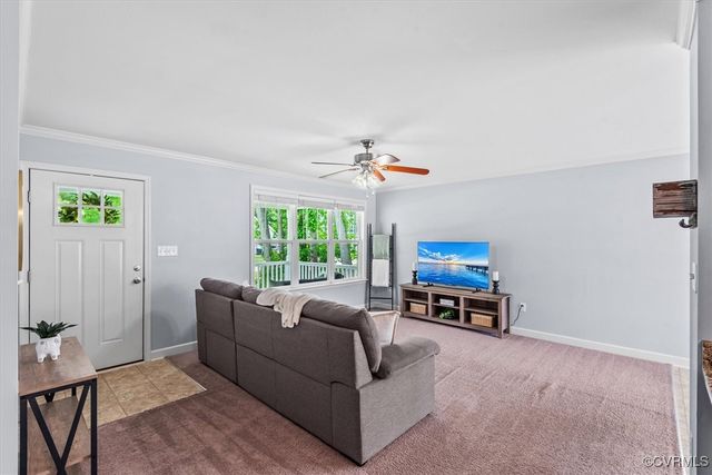 129 Brooks Dr, Colonial Beach, VA 22443