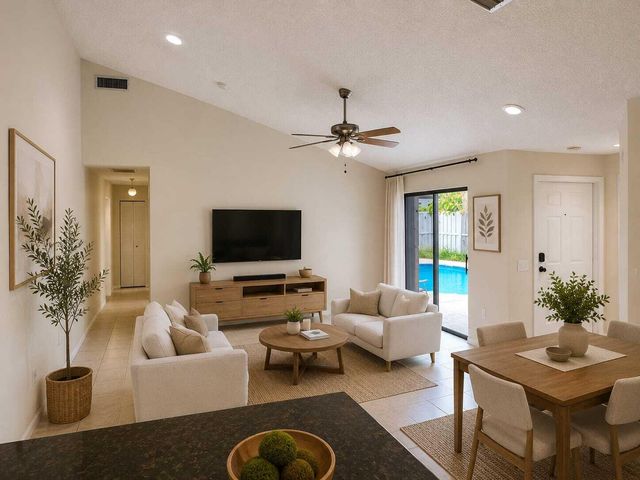 9842 N BOCA GARDENS Trail N A, Boca Raton, FL 33496