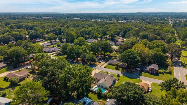 38 Tucker Creek Rd, Conway, AR 72034