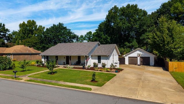 38 Tucker Creek Rd, Conway, AR 72034