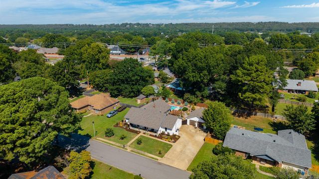 38 Tucker Creek Rd, Conway, AR 72034