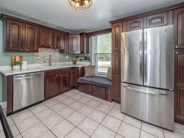 148 S Robinson Street, Schoolcraft Vllg, MI 49087