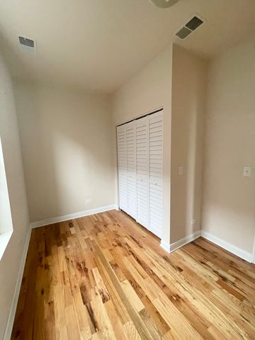 2148 W 18th Street, Chicago, IL 60608