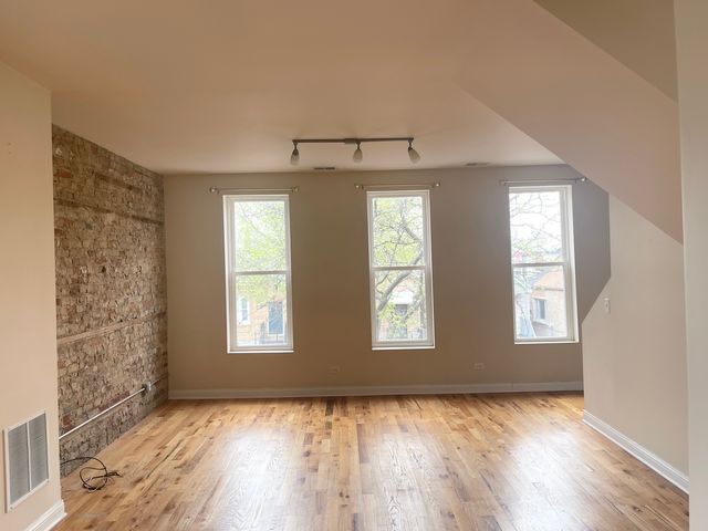 2148 W 18th Street, Chicago, IL 60608