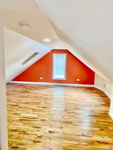 2148 W 18th Street, Chicago, IL 60608