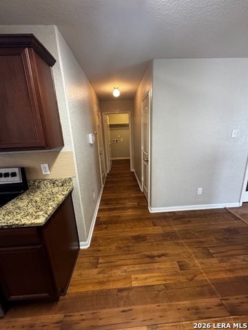 6616 Luckey Sq, San Antonio, TX 78252