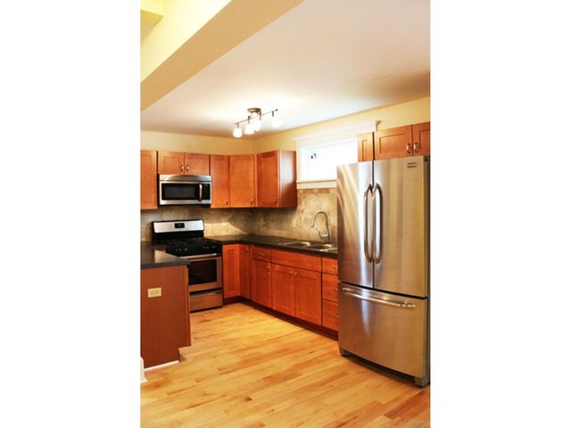 406 Colchester Avenue, Burlington, VT 05401