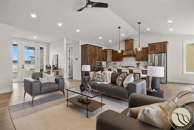 4613 Shining Light Lane, Billings, MT 59106