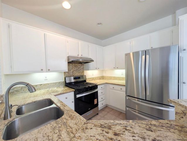 8291 Gold Coast Drive 7, San Diego, CA 92126