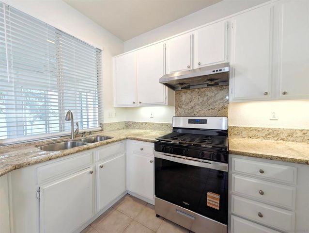 8291 Gold Coast Drive 7, San Diego, CA 92126