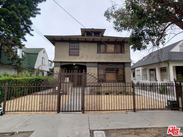 2108 Oak Street C, Los Angeles, CA 90007
