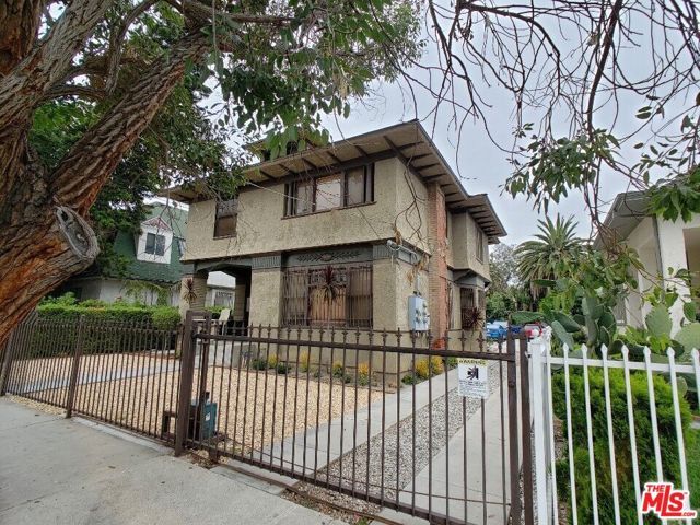 2108 Oak Street C, Los Angeles, CA 90007