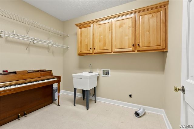 5096 Benevola Rd, Gordo, AL 35466