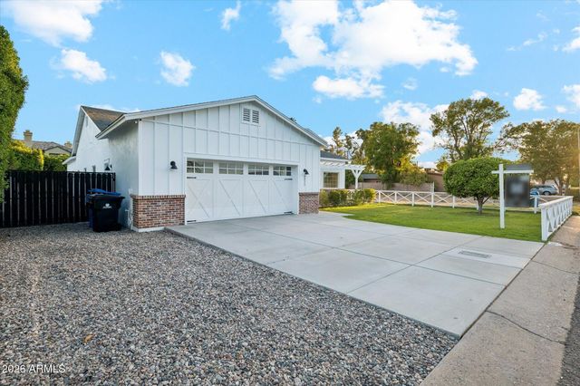 4311 E Earll Drive, Phoenix, AZ 85018