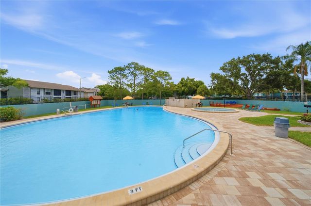 182 115TH AVENUE N 182, St Petersburg, FL 33716