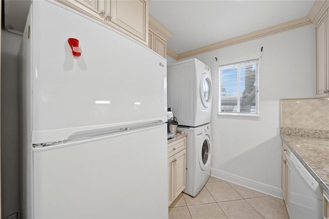 182 115TH AVENUE N 182, St Petersburg, FL 33716