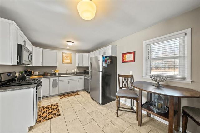 426 W 87th Street, Kansas City, MO 64114