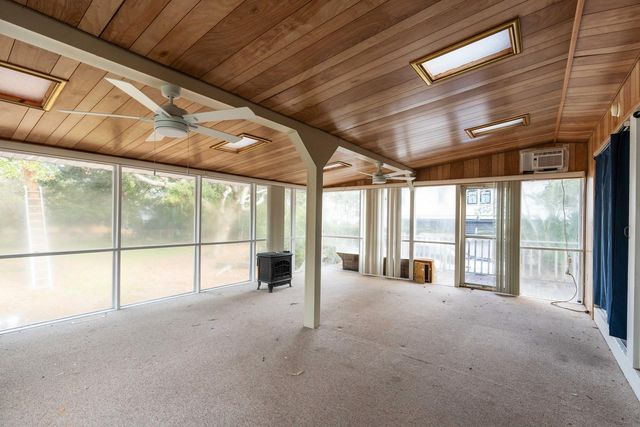 2250 Myrtle Avenue, Sullivans Island, SC 29482