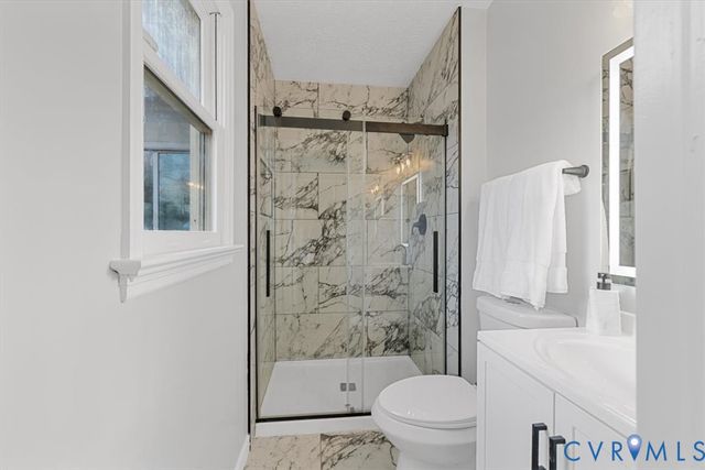 2 Emerson St, Henrico, VA 23223