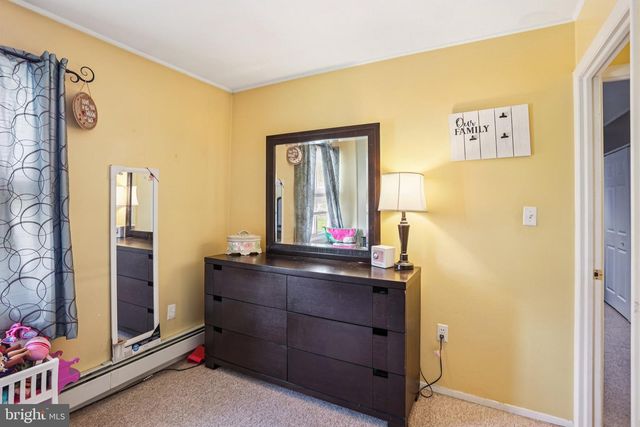 47 GLENWOOD LN, Levittown, PA 19055