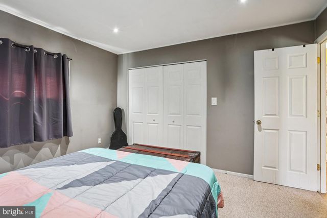 47 GLENWOOD LN, Levittown, PA 19055