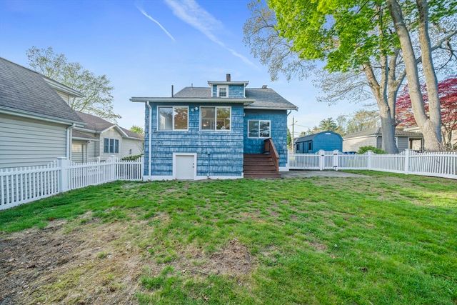 86 Cabot Ave, Braintree, MA 02184