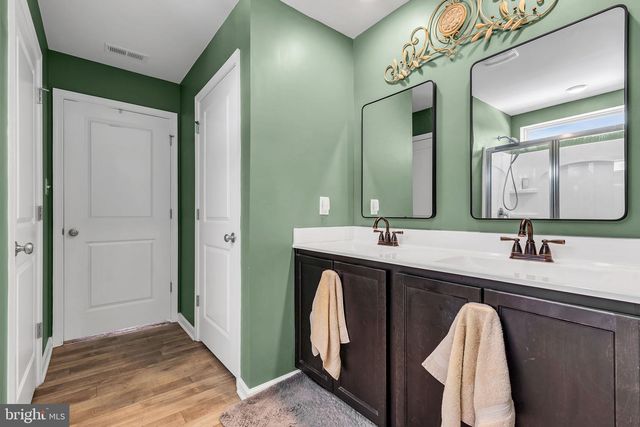 143 COX RD, Barnegat, NJ 08005