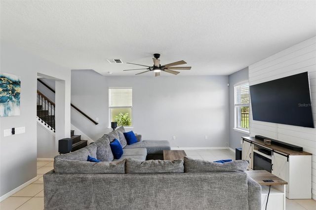 1338 RILEY CIRCLE, Deland, FL 32724