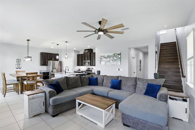 1338 RILEY CIRCLE, Deland, FL 32724