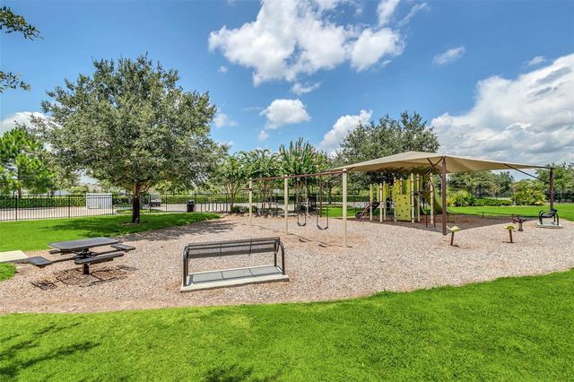 1338 RILEY CIRCLE, Deland, FL 32724