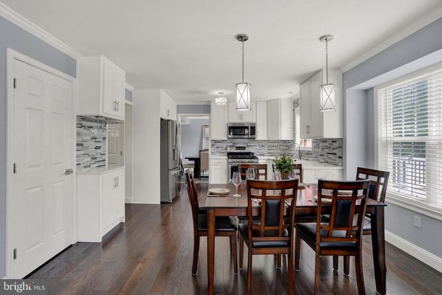118 CHARLES AVE, Stewartstown, PA 17363