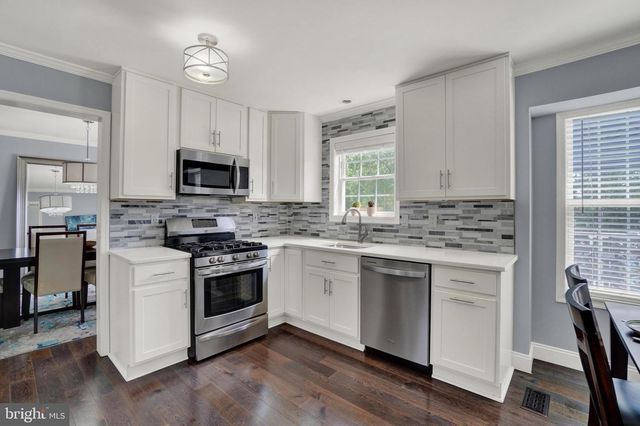 118 CHARLES AVE, Stewartstown, PA 17363