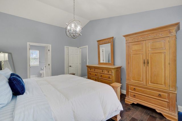 118 CHARLES AVE, Stewartstown, PA 17363