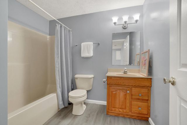 118 CHARLES AVE, Stewartstown, PA 17363