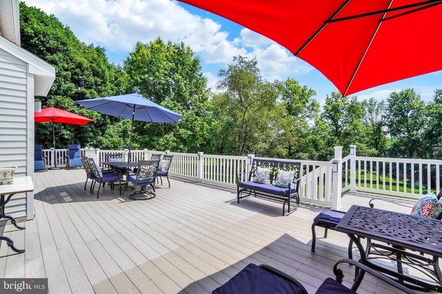 118 CHARLES AVE, Stewartstown, PA 17363